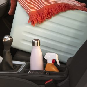 مستلزمات وأكسسورات السيارات